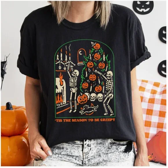'Tis The Season to be Creepy Tee - Picture 1 of 2